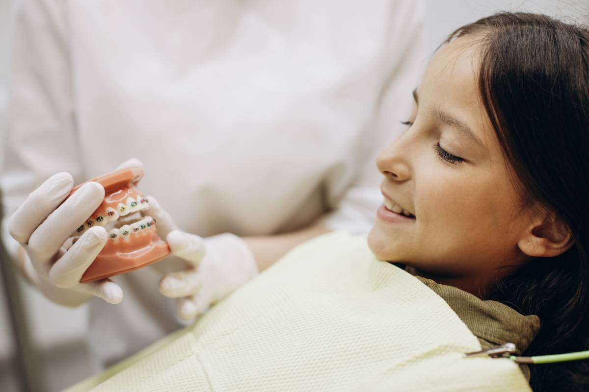 08-blog1-Benefits-of-Early-Orthodontic-Evaluations-for-Kids_515830234.jpg (1200×800)